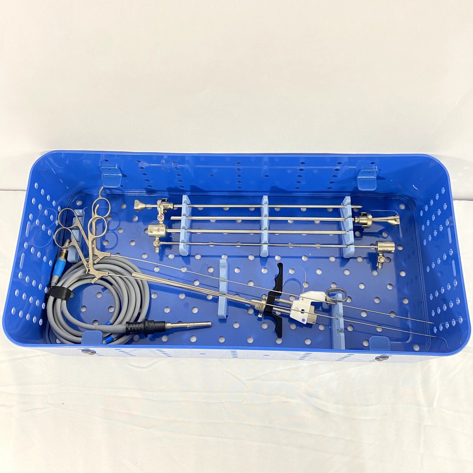 Gyrus ACMI Slimline Hysteroscopy Set - 12°/30° 3mm and 30° 4mm Scopes
