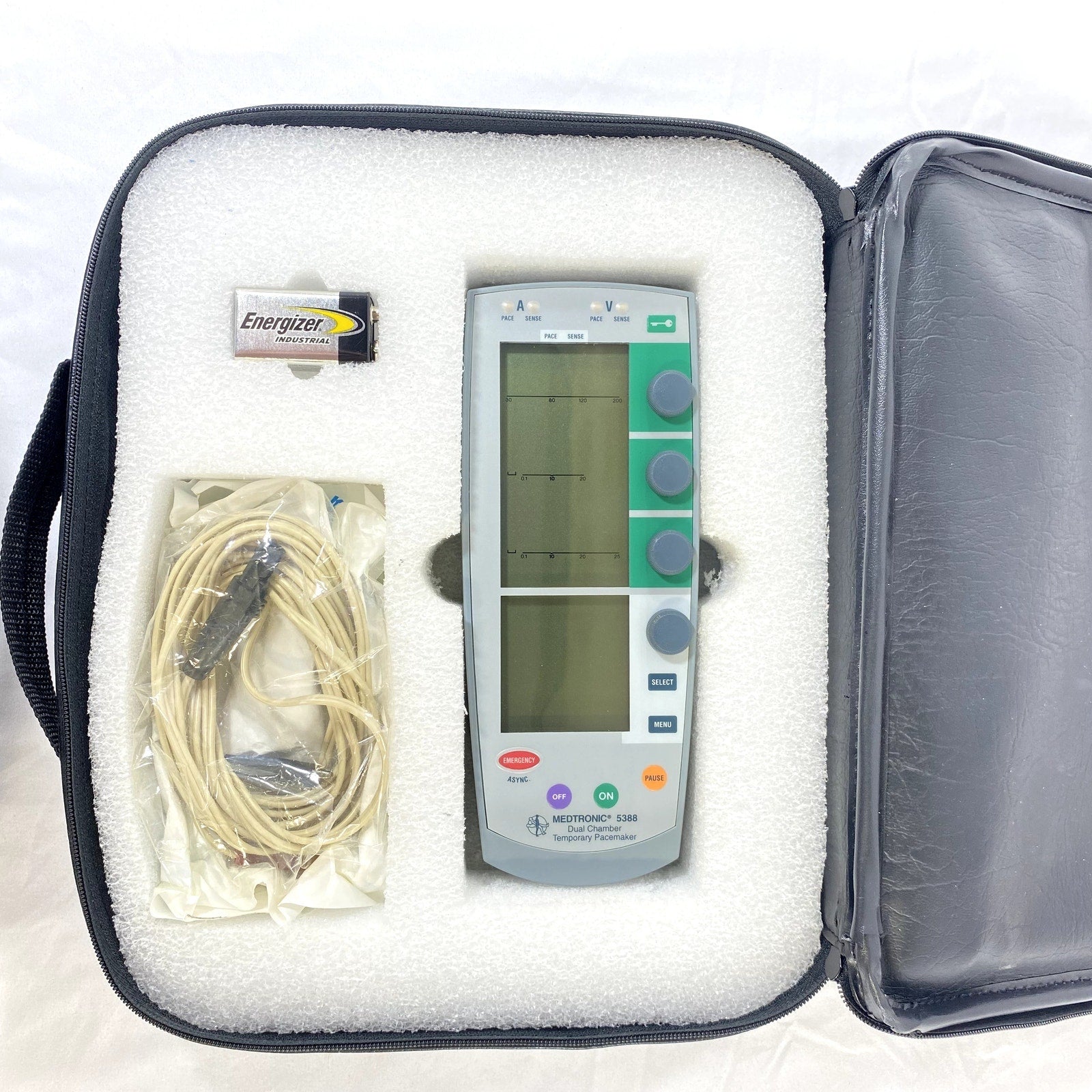 Used Medtronic 5388 Dual Chamber External Pacemaker Temporary - Battery Powered
