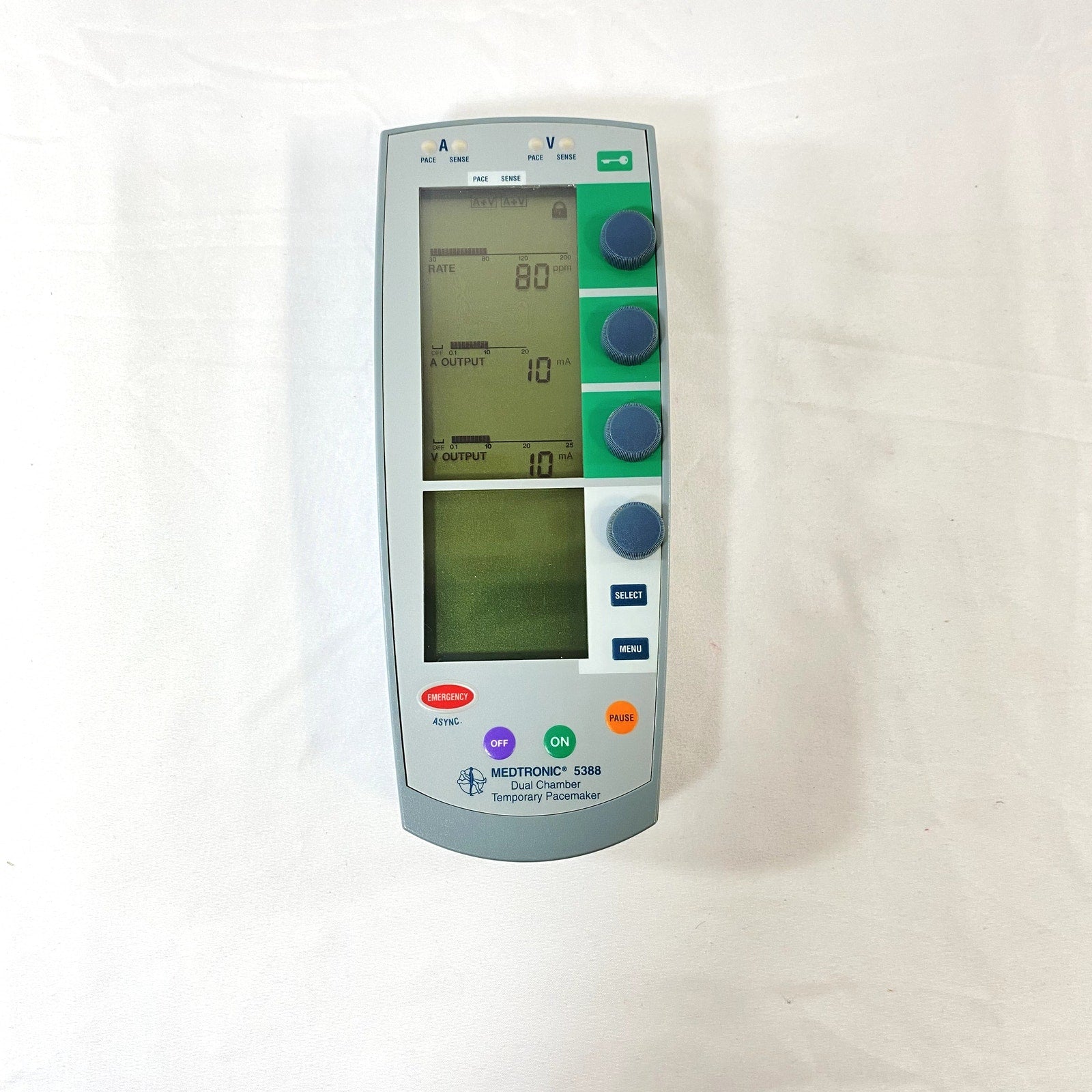 Used Medtronic 5388 Dual Chamber External Pacemaker Temporary - Battery Powered
