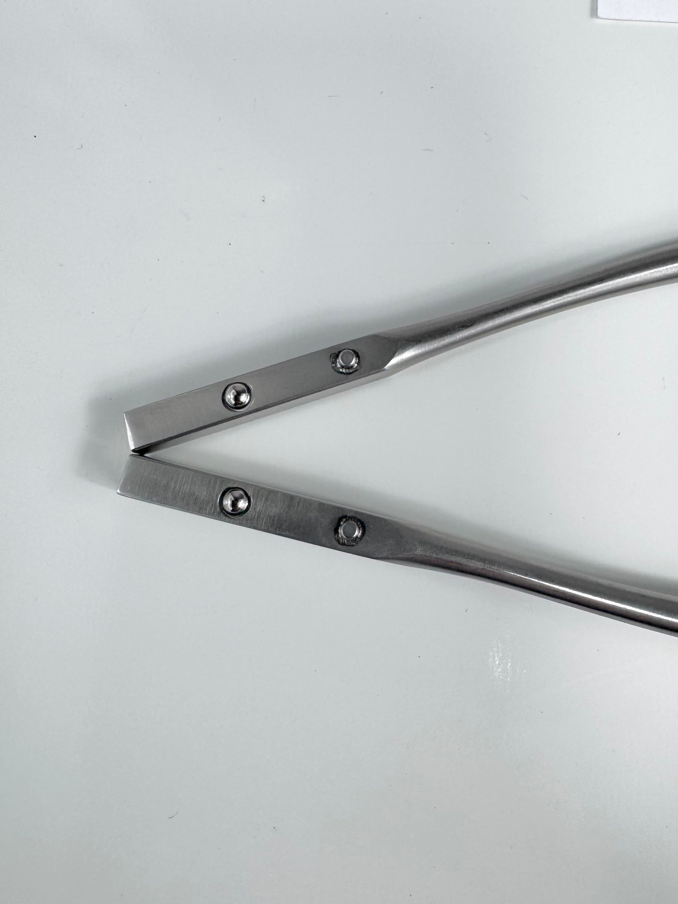 V. Mueller CH1031 Henly Retractor Frame | 7" Stainless, Self-Retaining