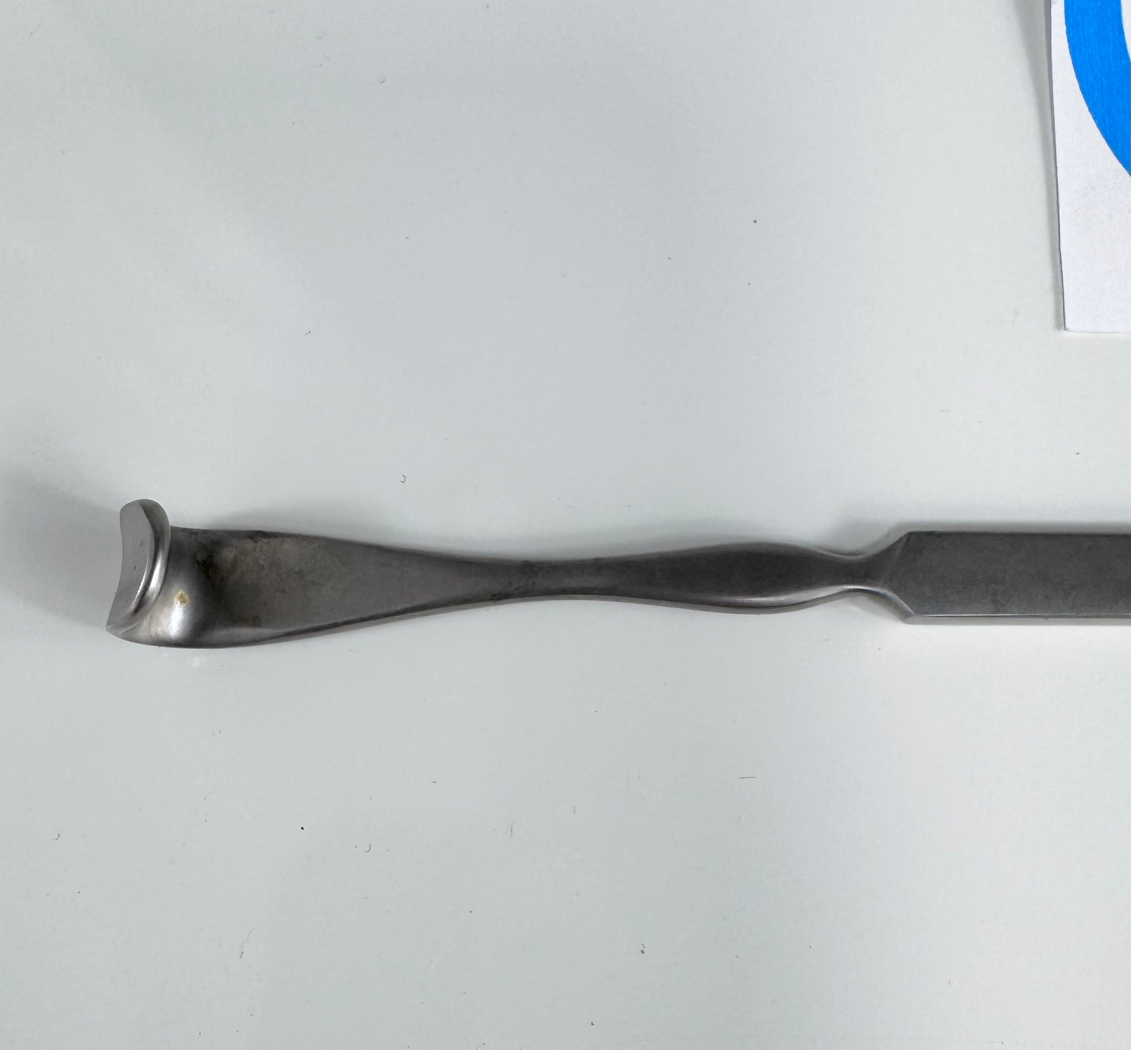 V. Mueller SU3730 Vein Retractor | 9-1/4" Length, 11mm Blade, Stainless