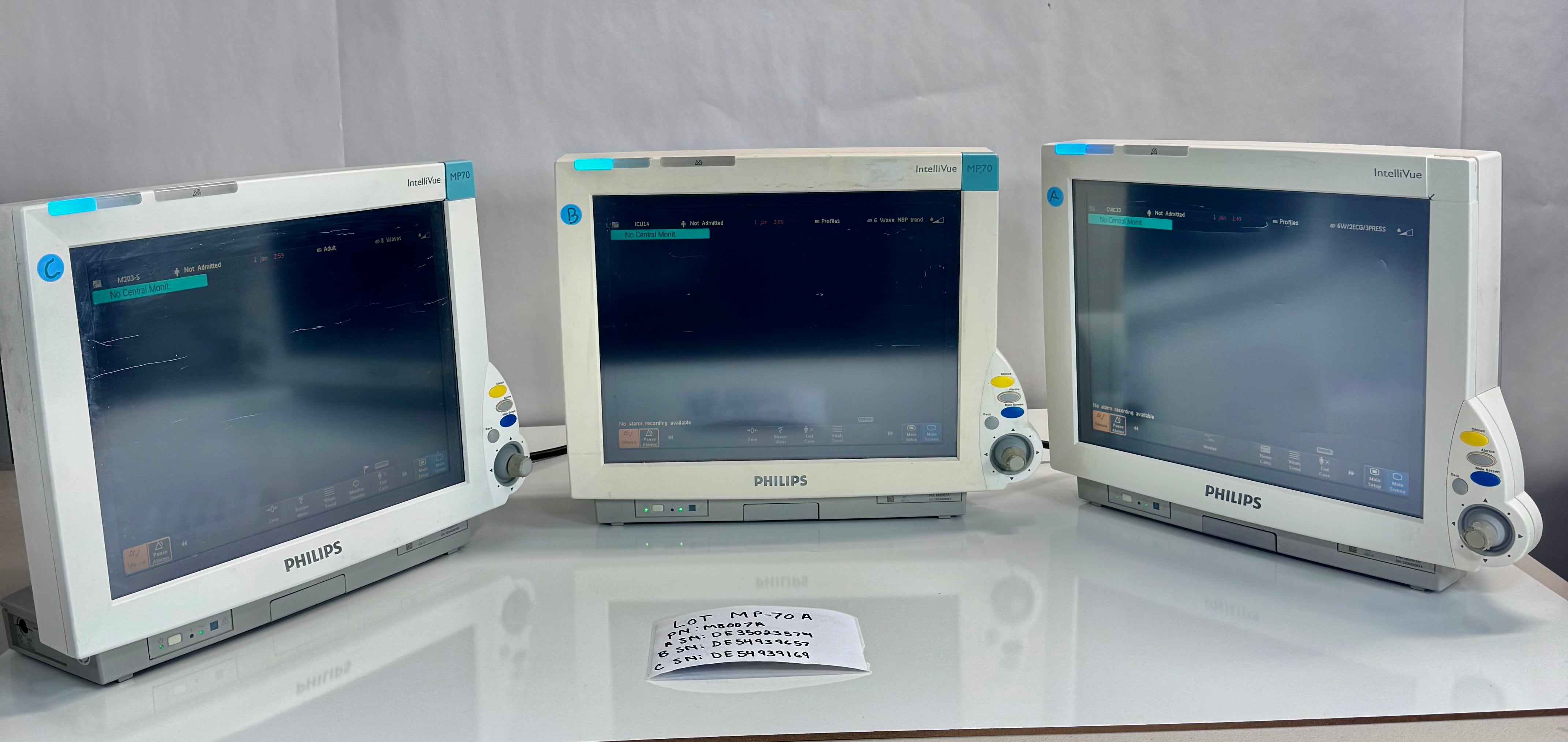 Philips IntelliVue MP70 Patient Monitor (Model M8007A) Lot of 3