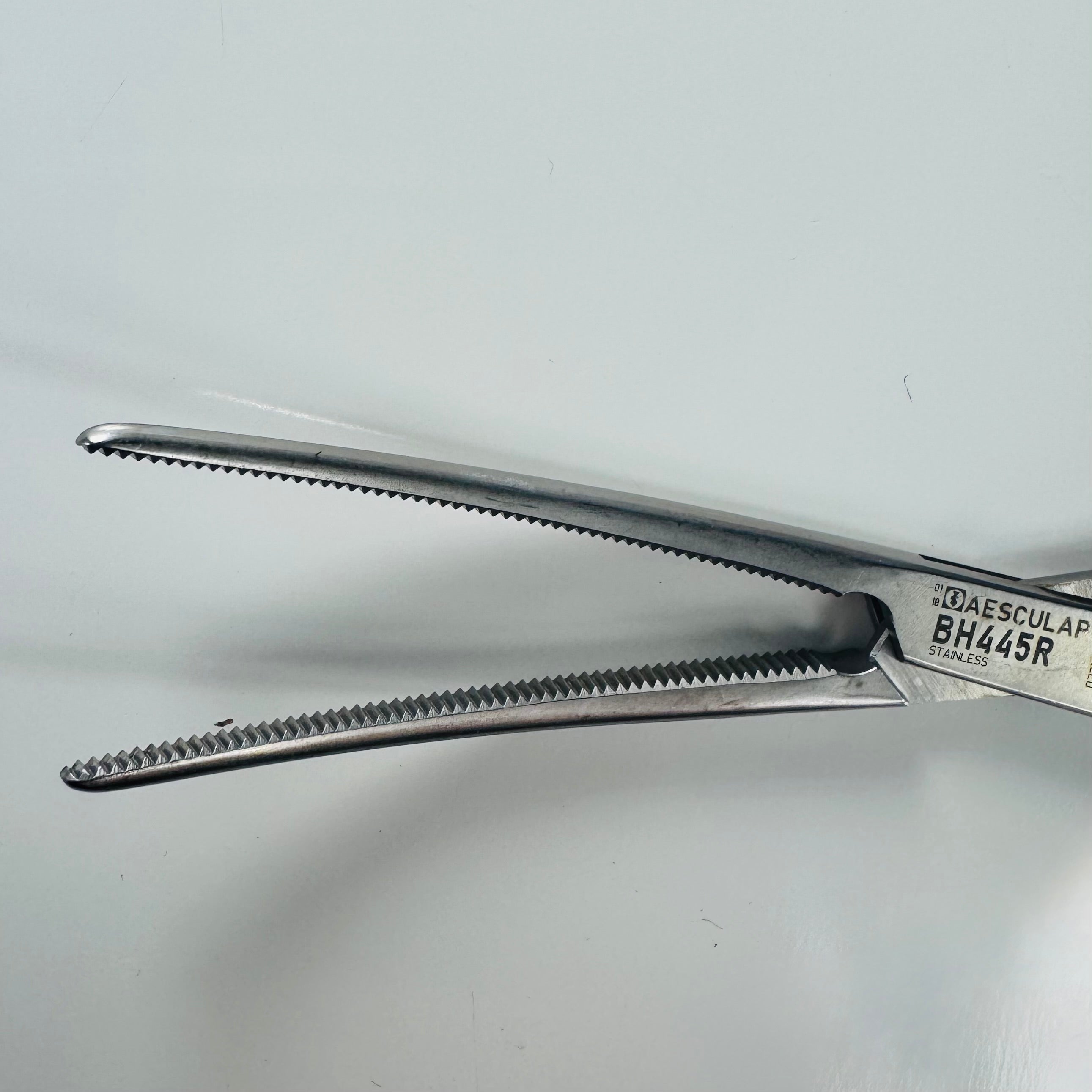 Aesculap BH445R Metzenbaum Scissors |Curved 7 1/4"