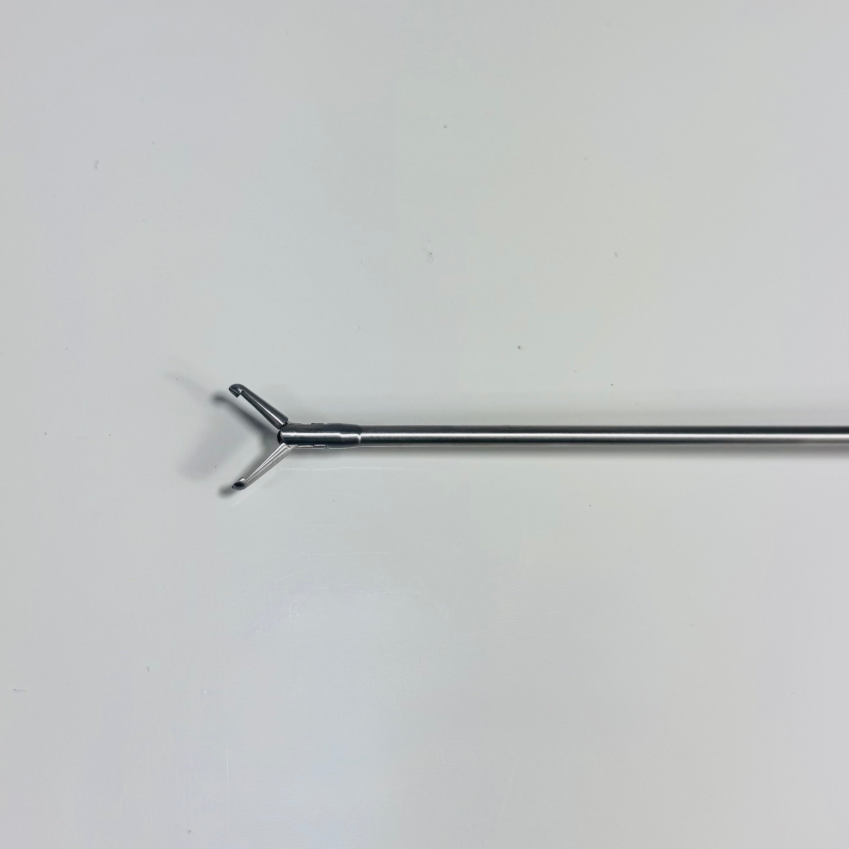 Olympus WA63813A | Rigid 3.25 mm x 400 mm Grasping Forceps Percutaneous Nephroscopy