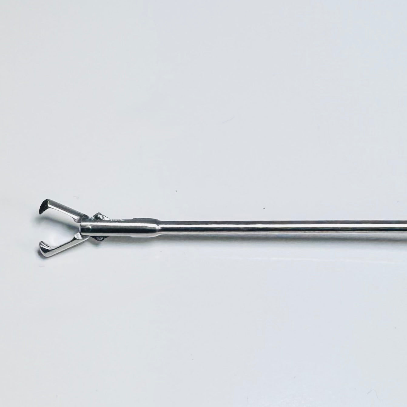 Olympus A4831 | Semi-Rigid 7Fr x 37.5cm Rat Tooth Grasping Forceps