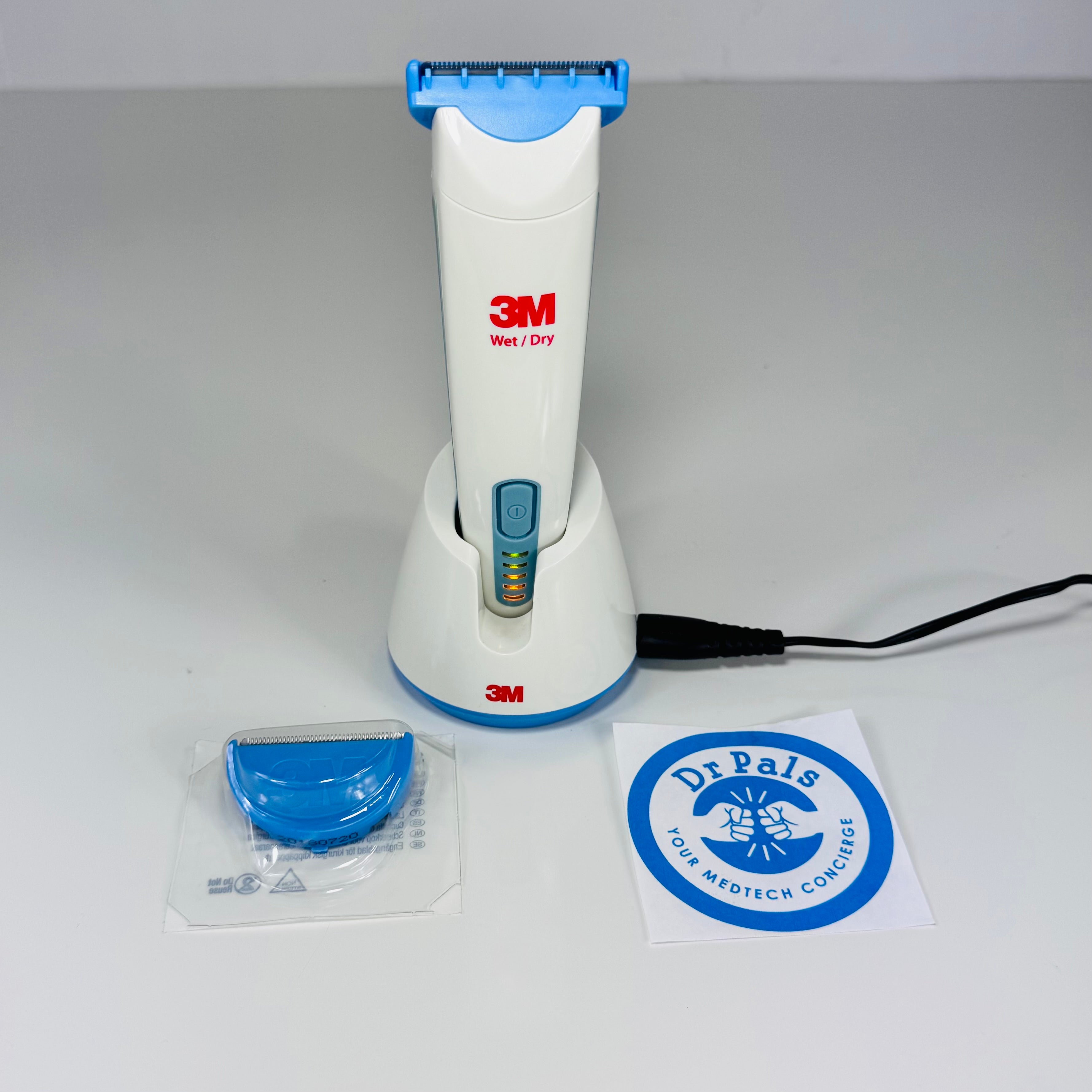 3M™ 9681 | Surgical Clipper Professional w Charger and 45 blades