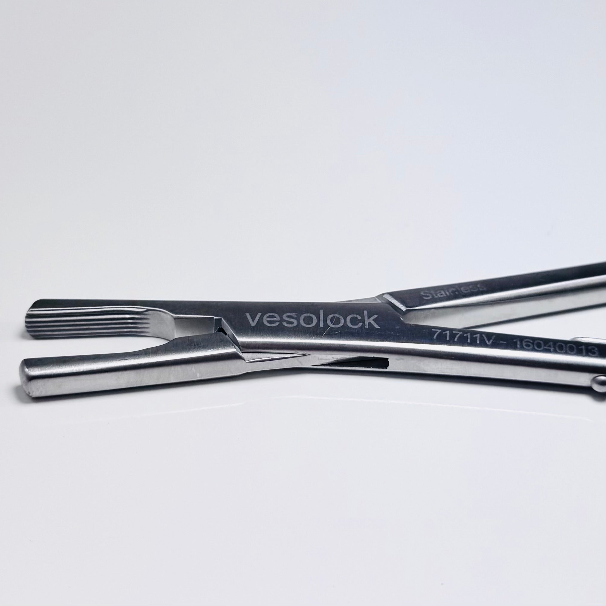 Symmetry Surgical Vesolock 71711V | Polymer Ligating Clip