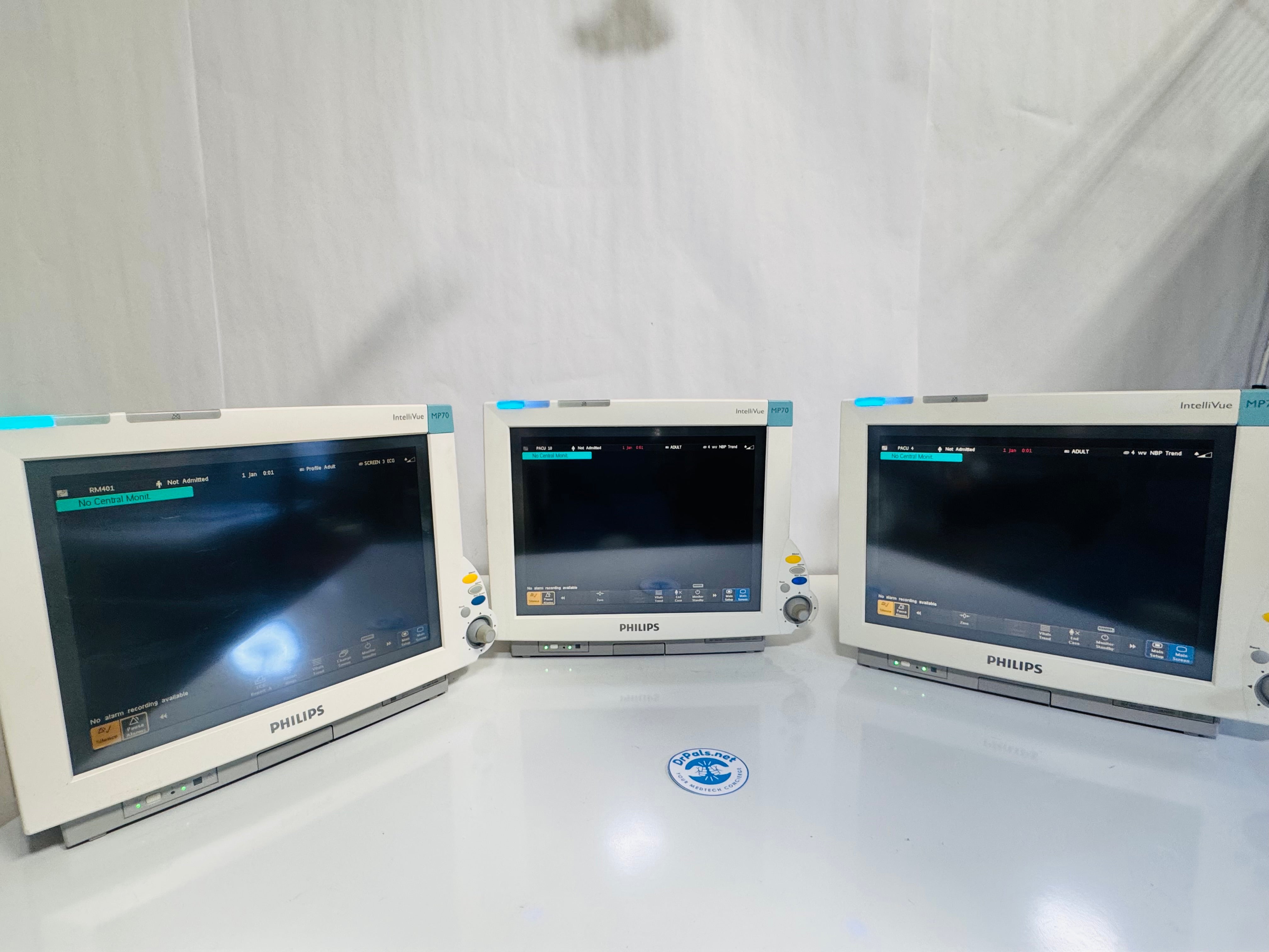 Philips IntelliVue MP70 | Patient Monitor M8007A - Set of 3 Monitors Only