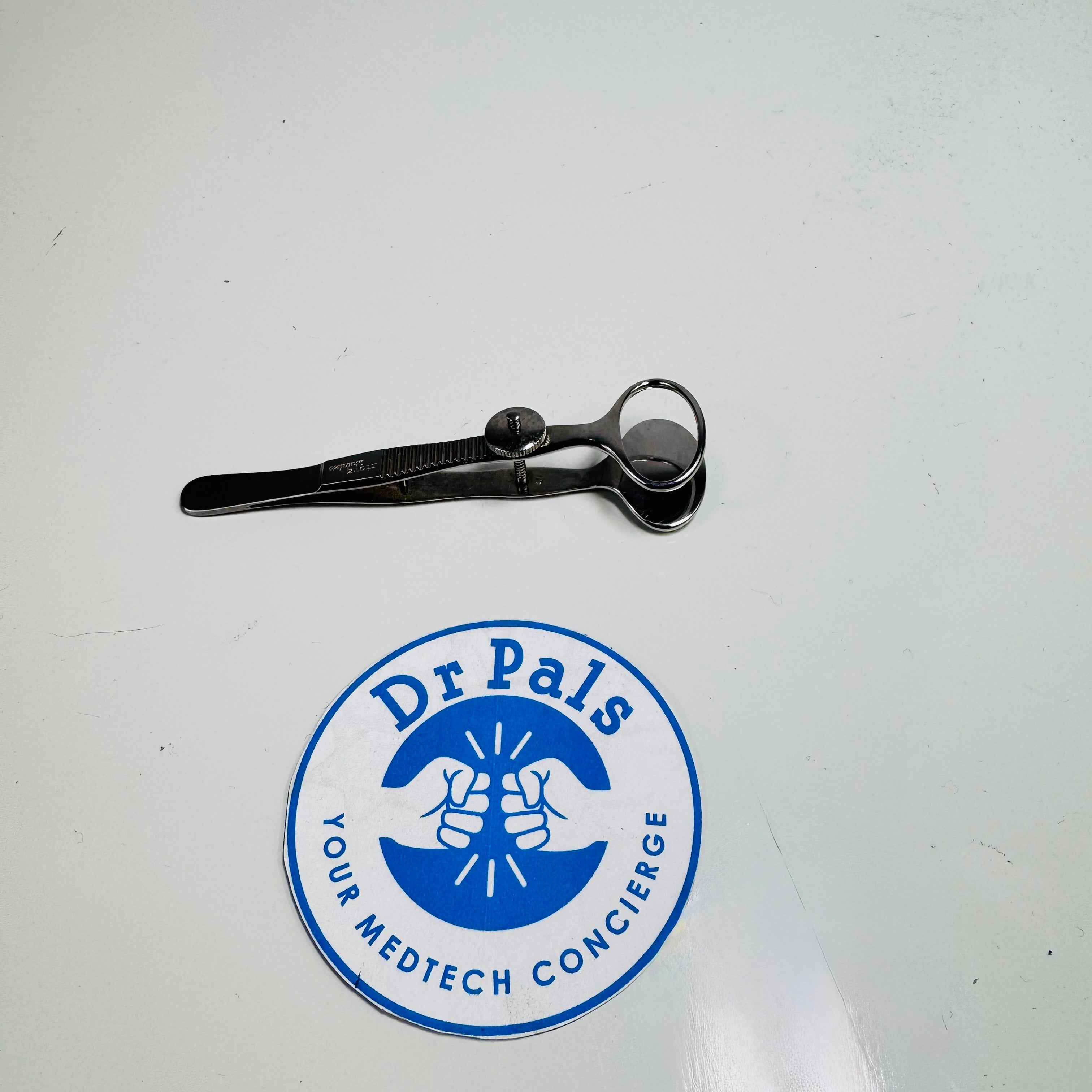 Storz Desmarres Chalazion Forceps | 24 mm Plate, Locking Thumb Screw