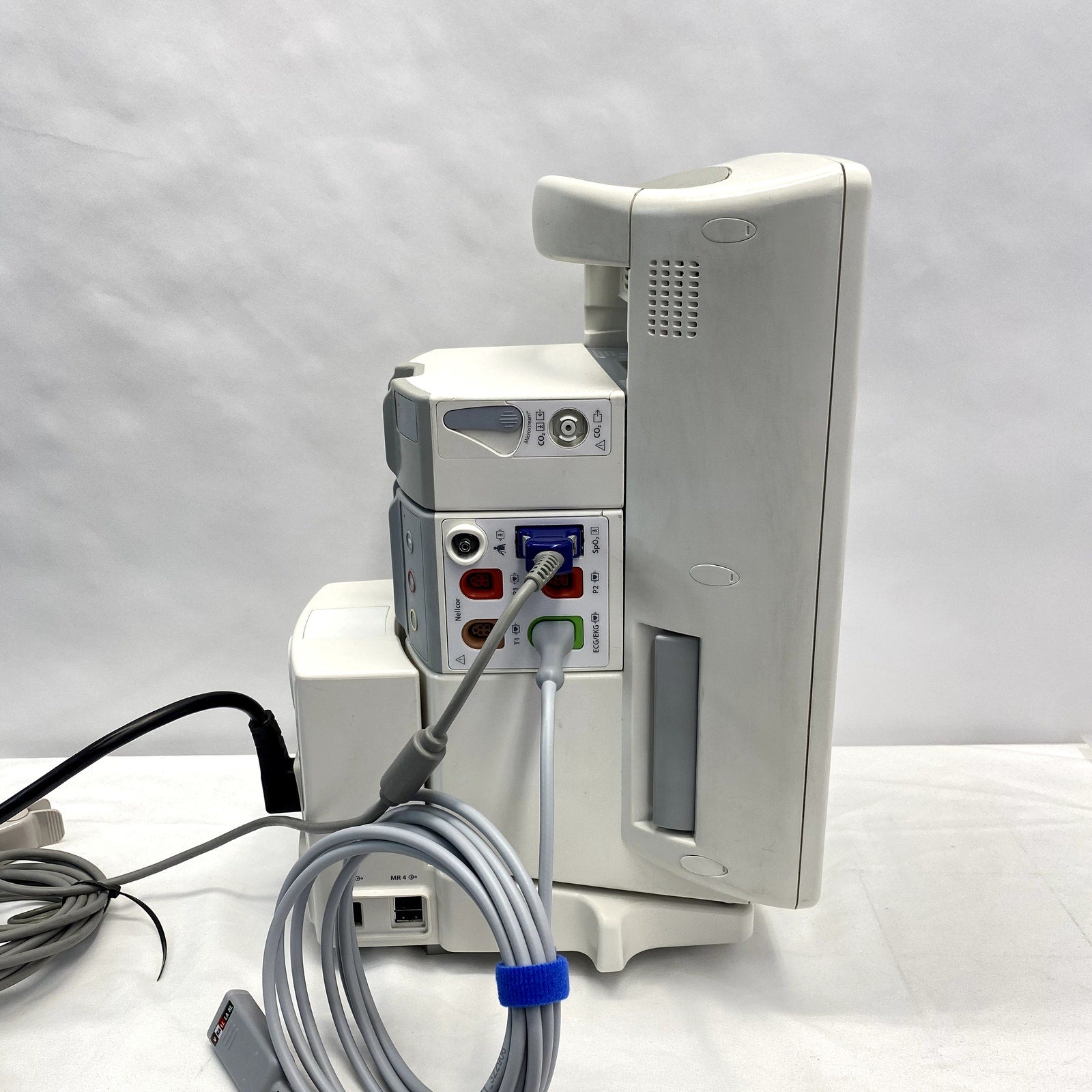 Mindray V12 Patient Monitor System - NIBP, SPO2, ECG, V Dock for Sale