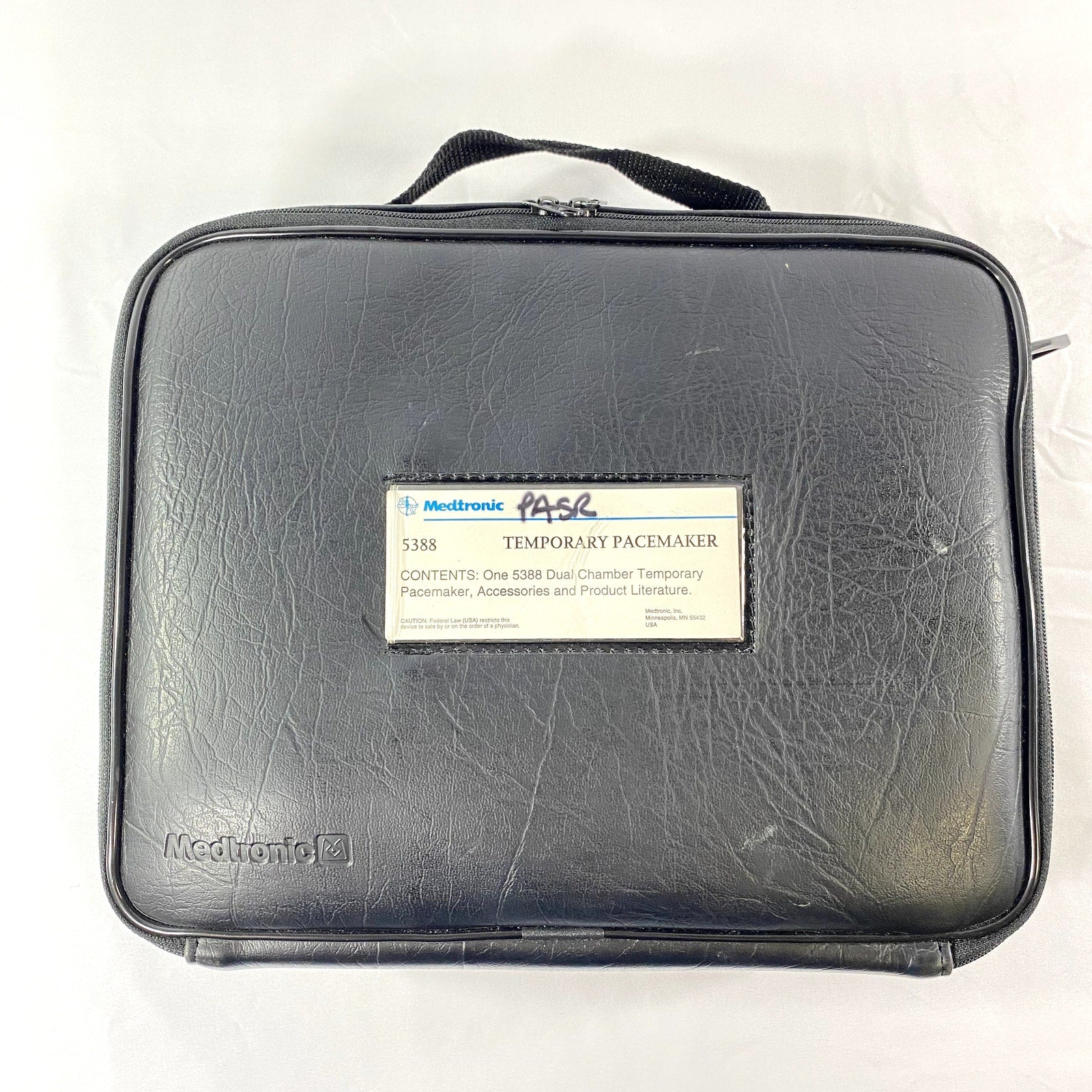 Used Medtronic 5388 Dual Chamber External Pacemaker Temporary - Battery Powered