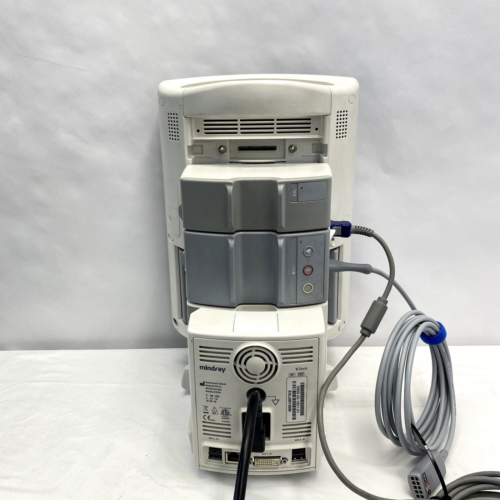 Mindray V12 Patient Monitor System - NIBP, SPO2, ECG, V Dock for Sale