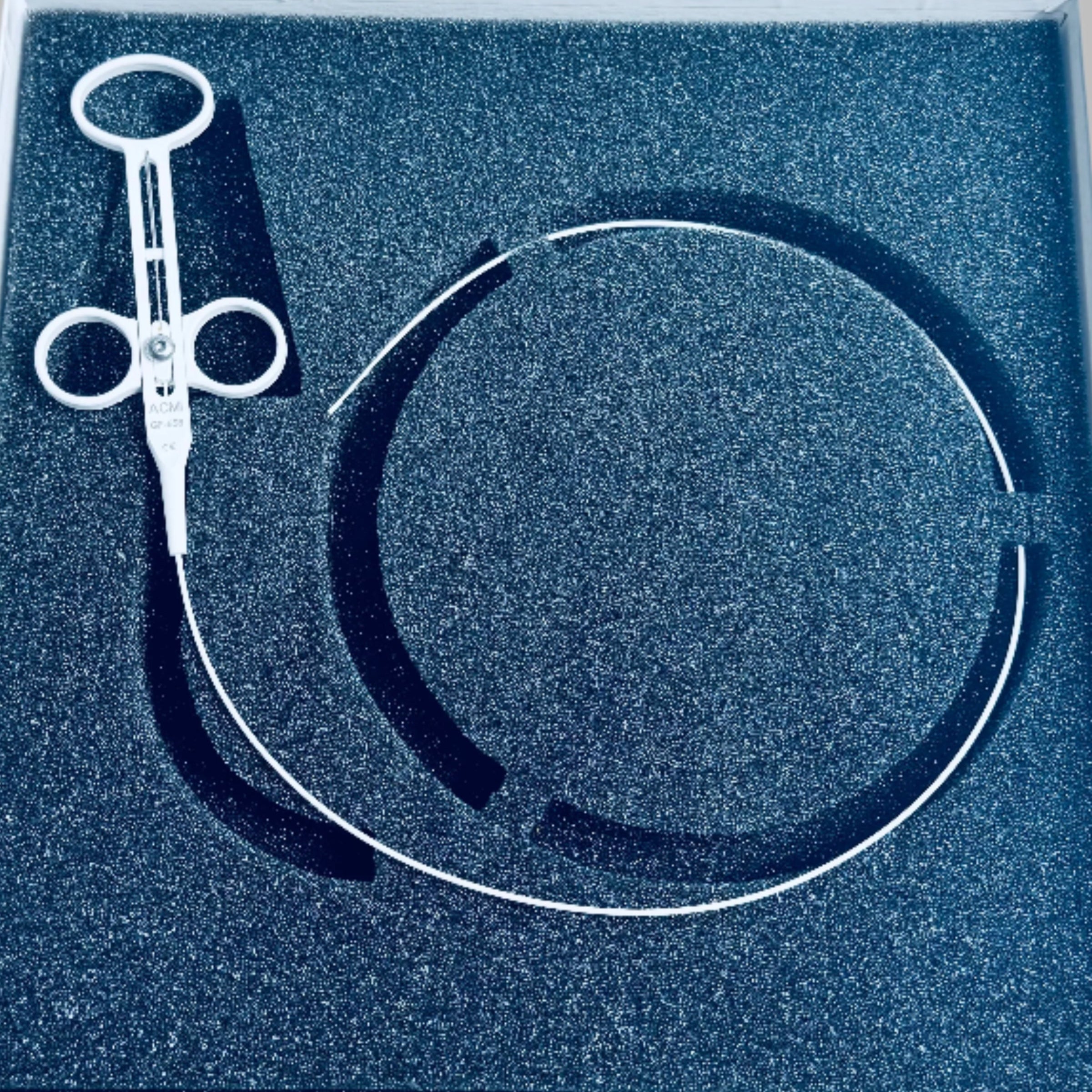 Gyrus ACMI GF-558 | 5Fr x 58cm Flexible 4-Prong Grasping Forceps, Reusable Retractable Sheath