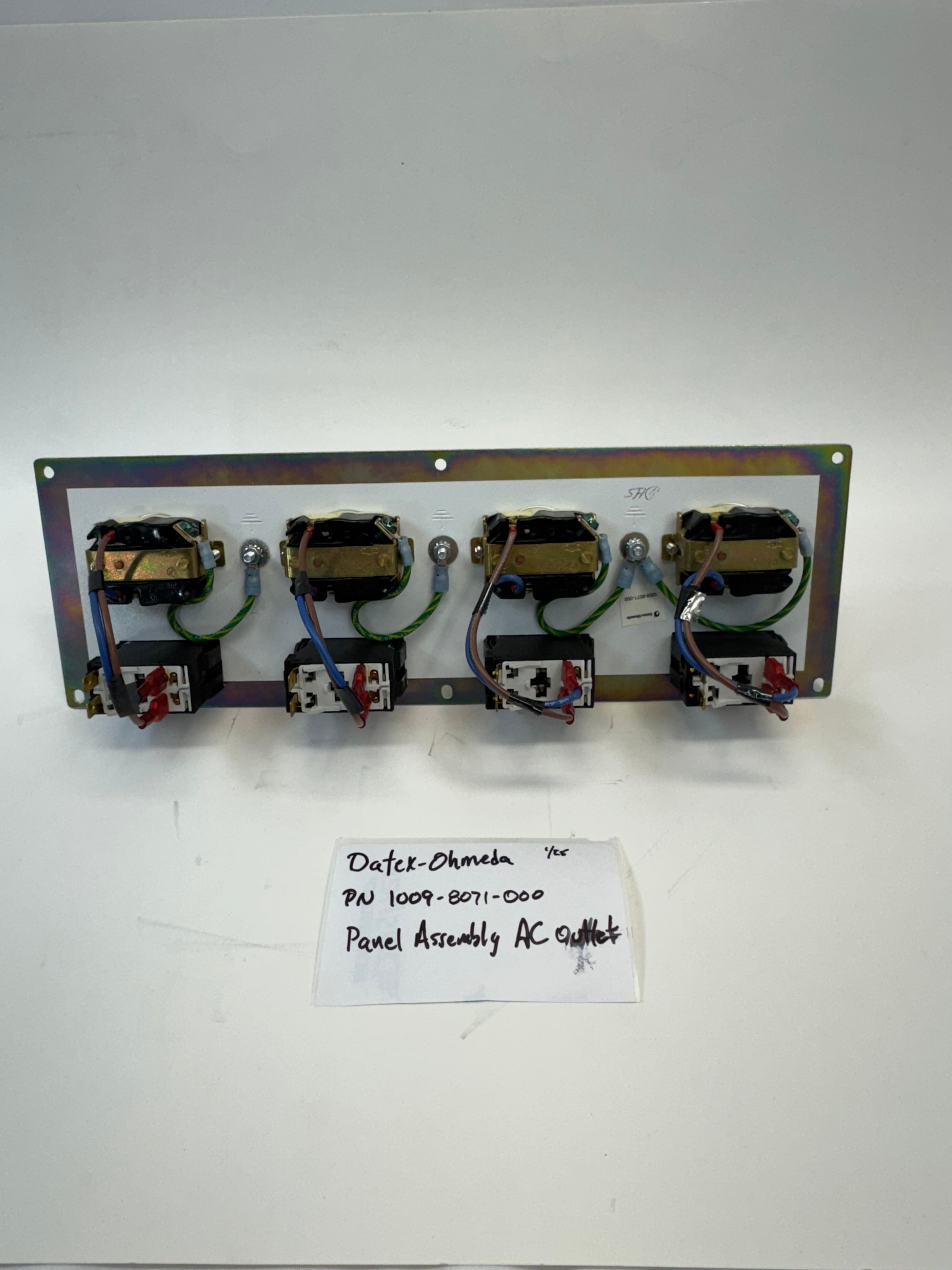GE Datex-Ohmeda 1009-8071-000 Panel Assembly AC Outlet - NEMA | Anesthesia Parts