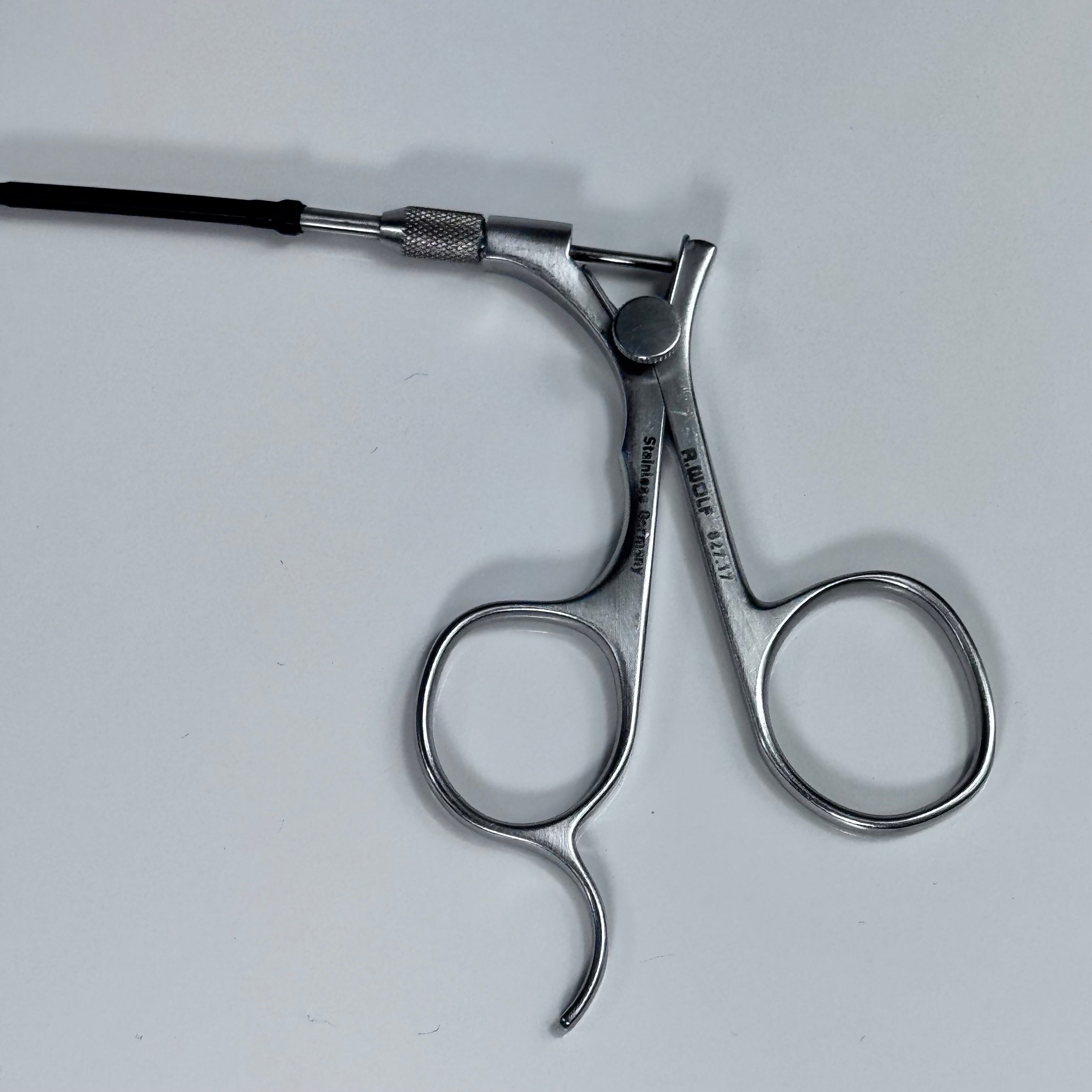 R Wolf 827.17 Flexible IUD Grasping Forceps, 7Fr x 37.5cm