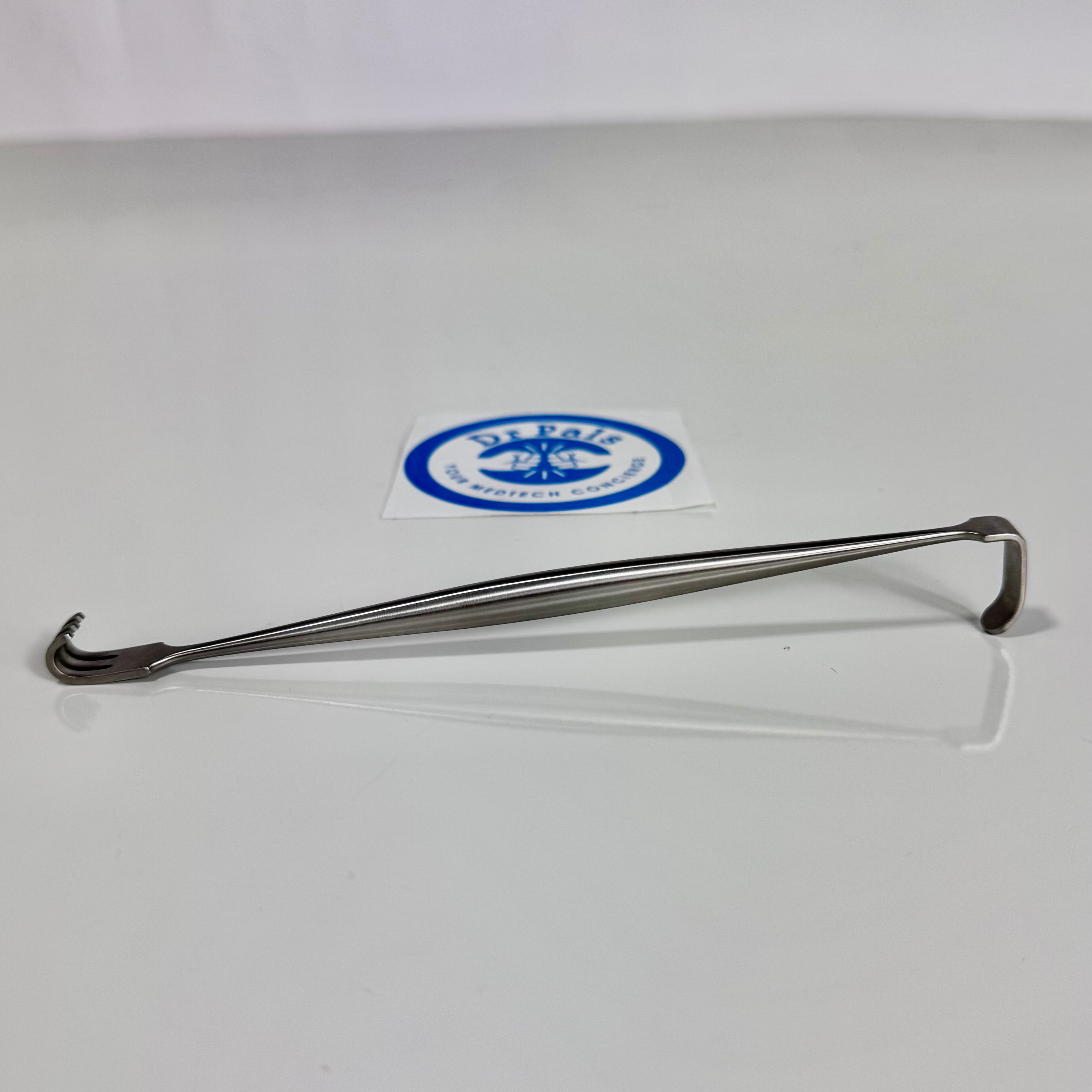 Hayden Medical 105-076 Senn-Mueller Retractor, Blunt, 3 Prongs