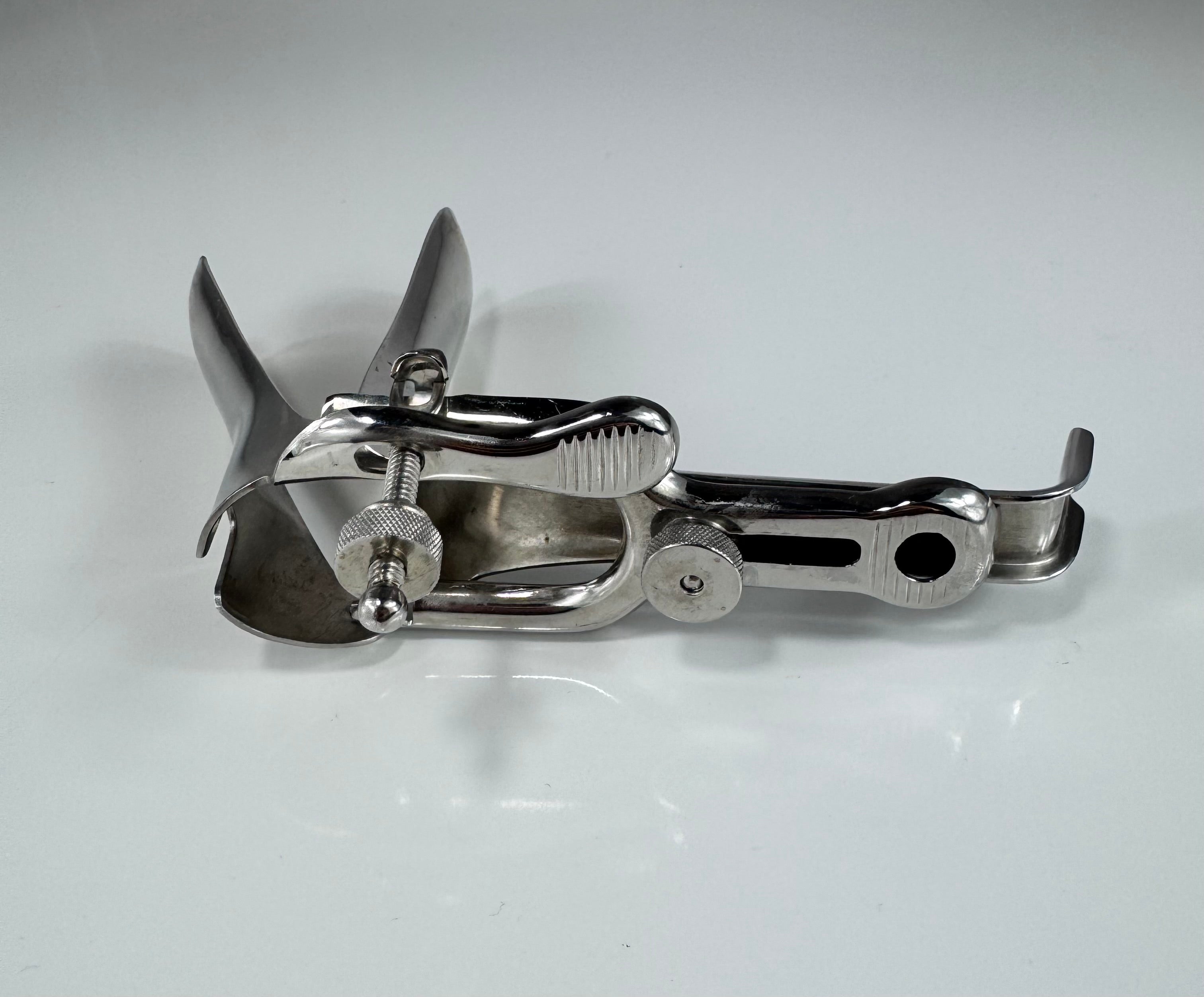 Vantage V930-15 | Medium Graves Vaginal Speculum