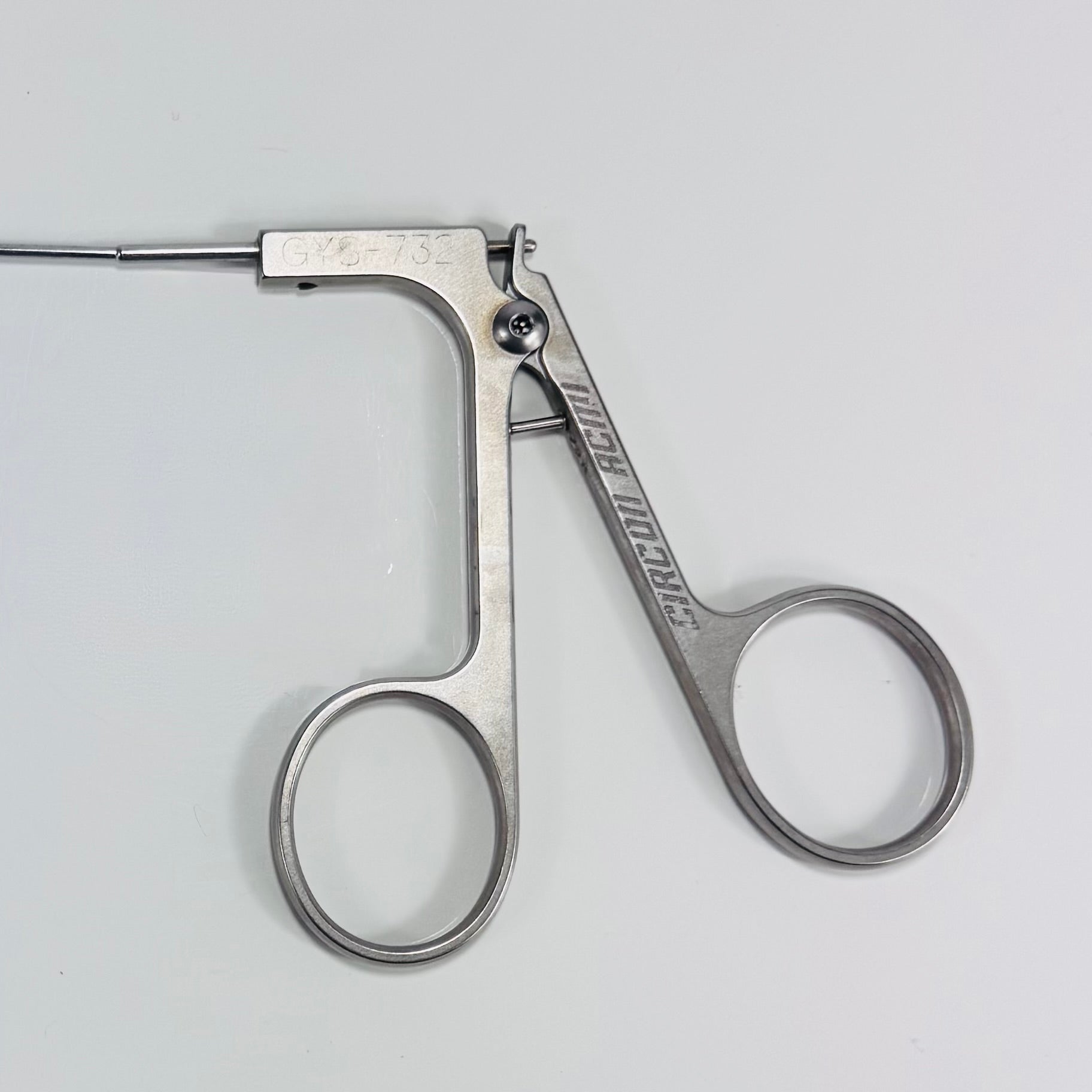 Circon ACMI GYS-732 | Semi-Rigid 7Fr x 32cm Gynecologic Alligator Forceps