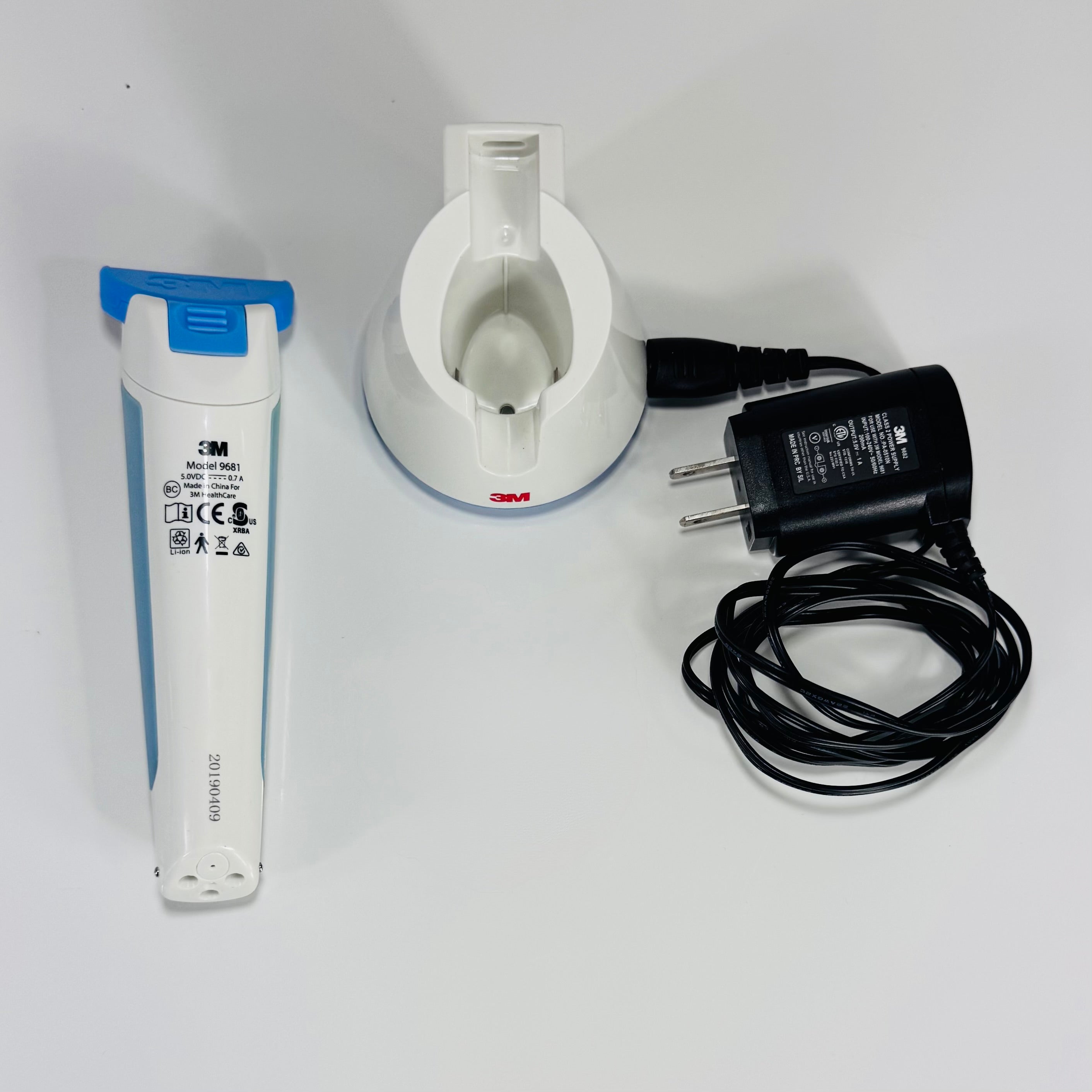 3M™ 9681 | Surgical Clipper Professional w Charger and 45 blades