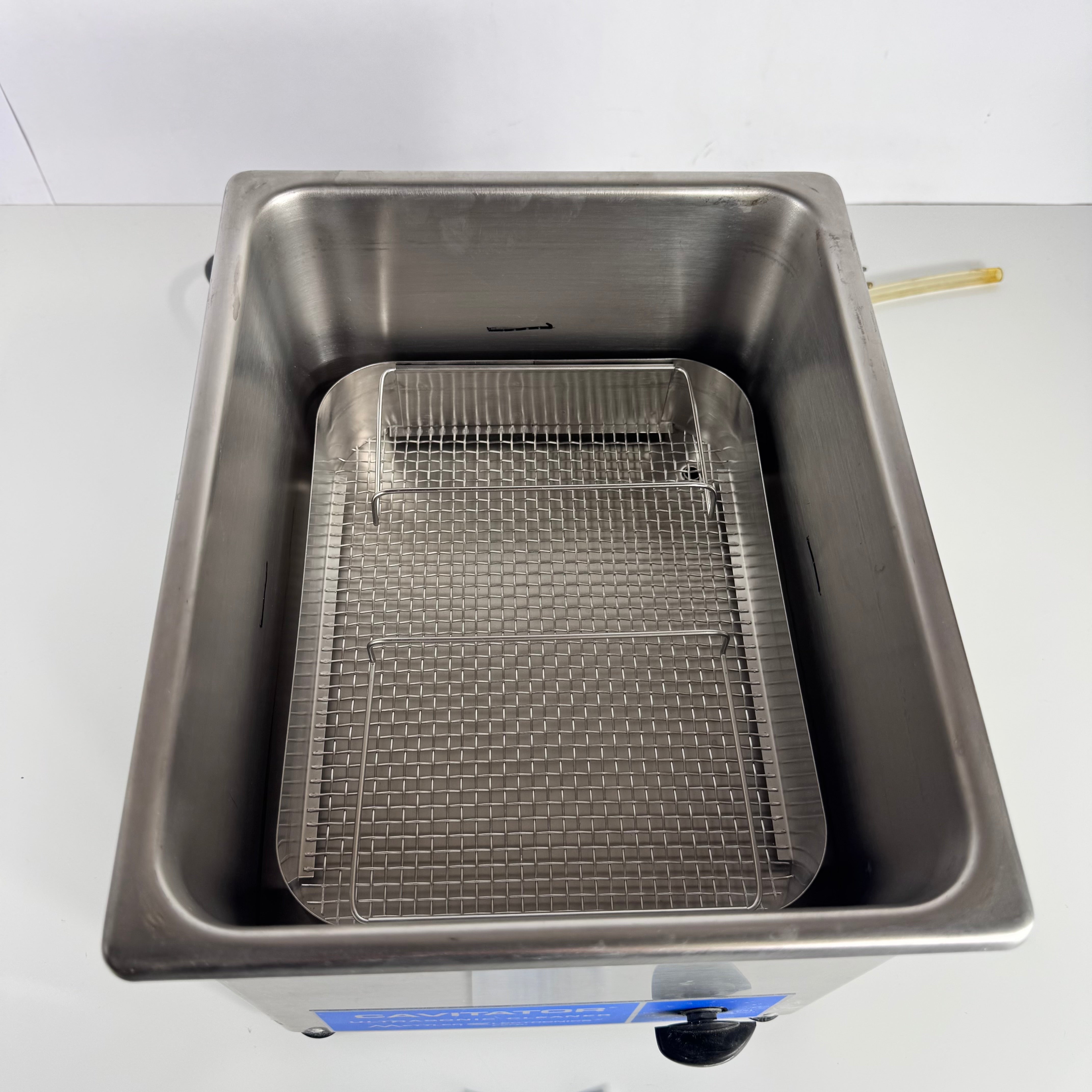 Cavitator Ultrasonic Cleaner ME11 | 11-Quart High-Capacity Medical Instrument Cleaner