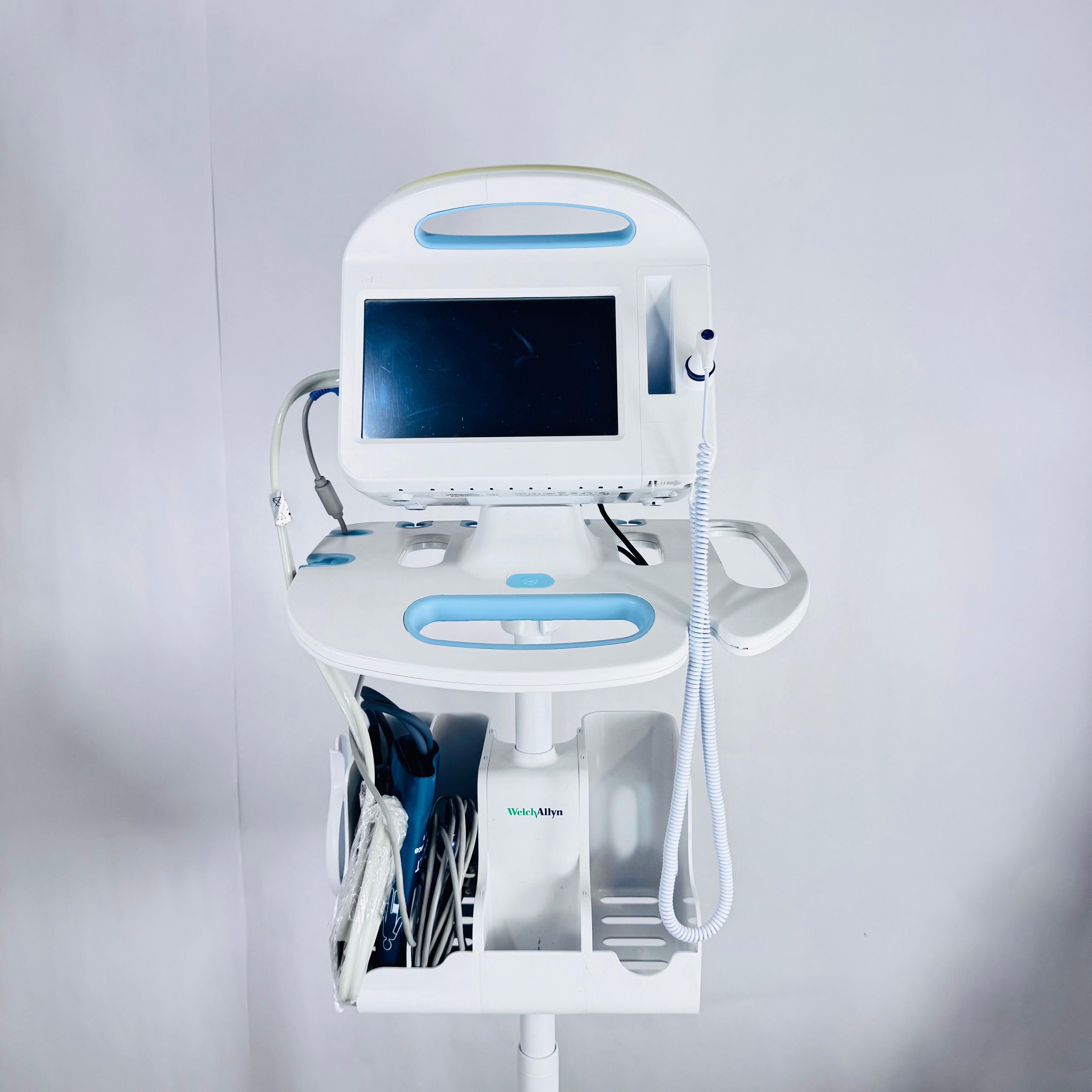 Welch Allyn 65NTXX 6000 Series Vital Signs Monitor - NIBP, Nellcor SPO2 Includes all Accessories. Thermometer, Sp02 Sensor, and NIBP hose and cuff