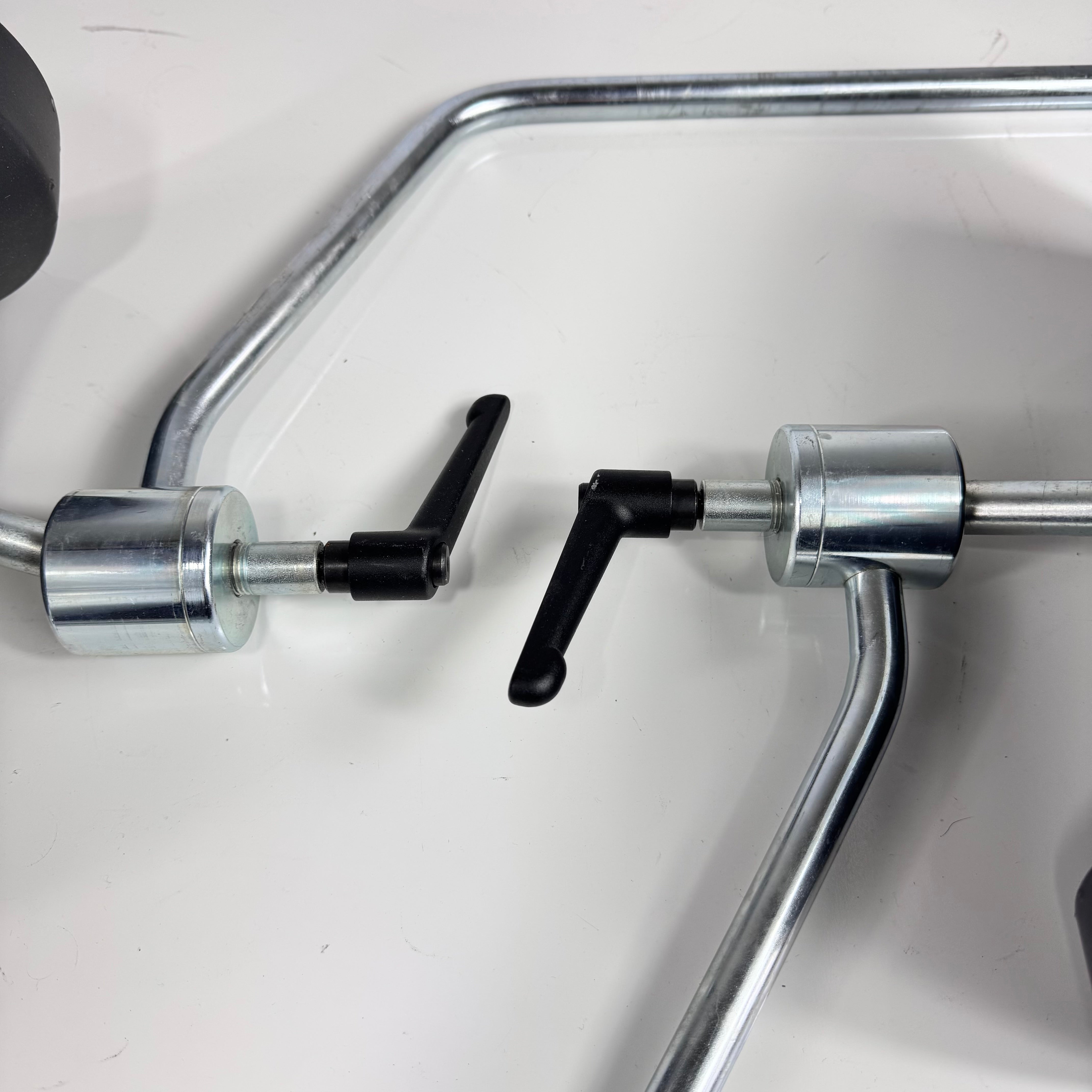 Medical Exam Table Leg Holders Stirrups Operating Table Urology Gynecology Bed