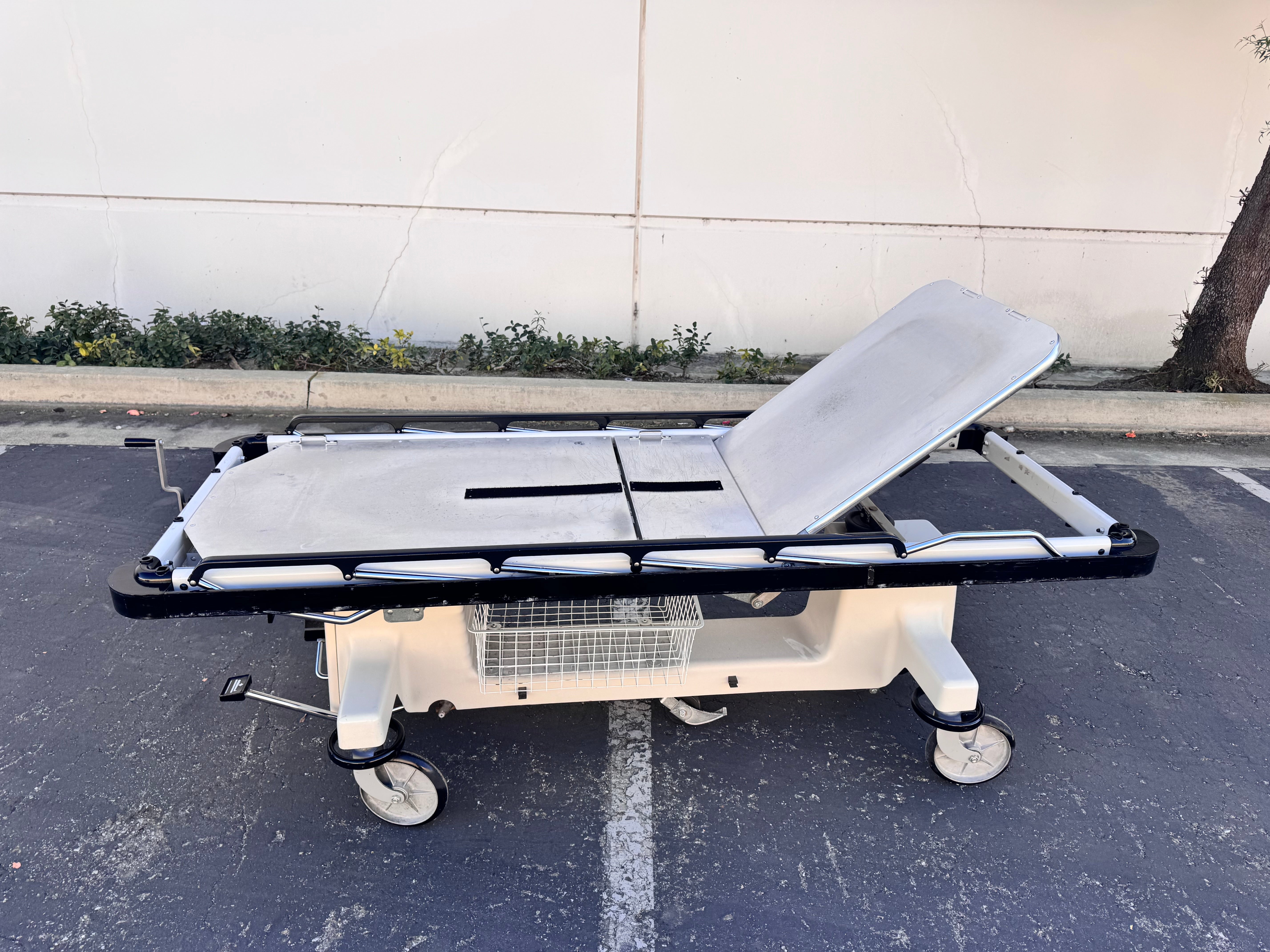 Stryker 946-2 PACU | Recovery Stretcher Manual Transport Stretcher