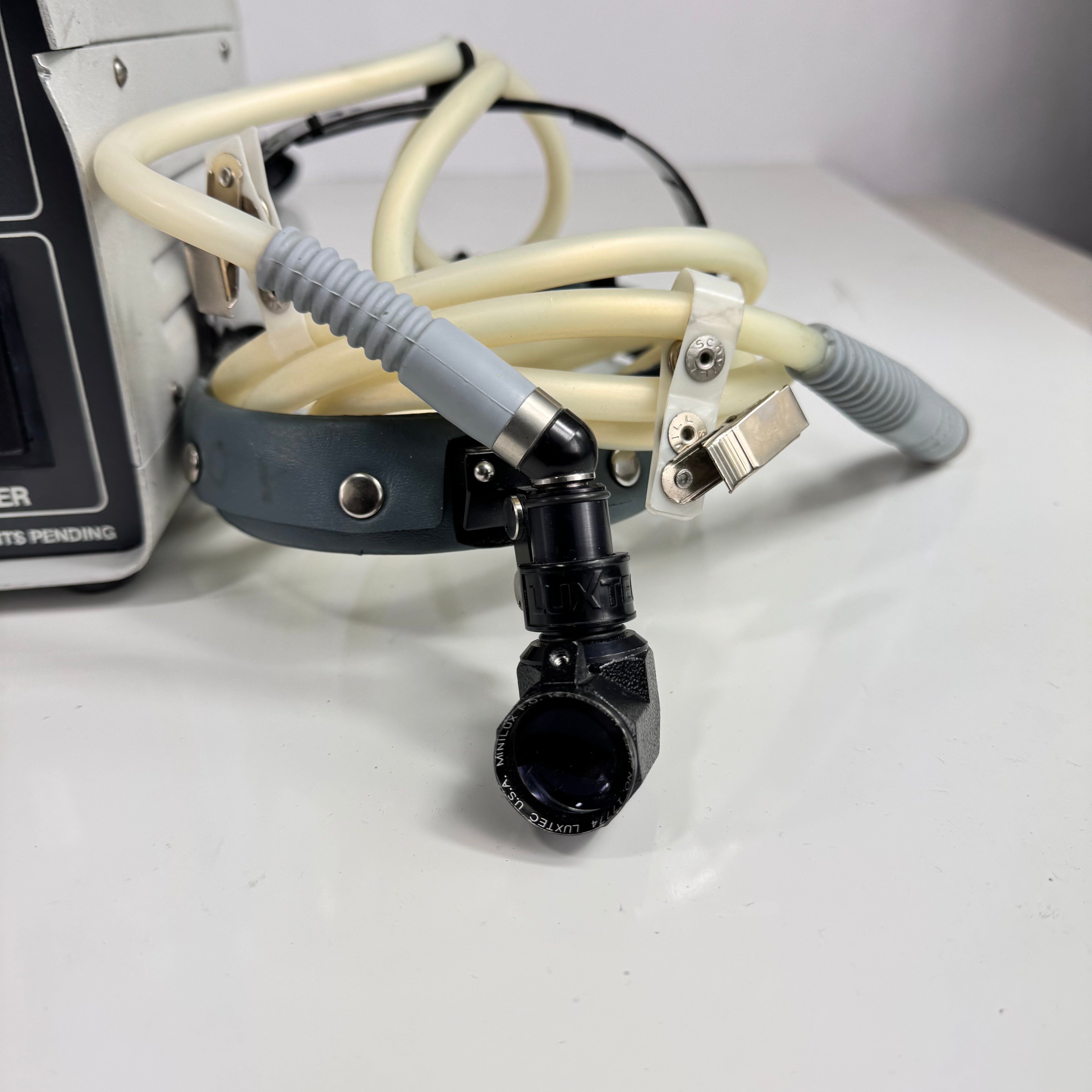 LuxTec Fiberoptics 001300T | Dual Channel 150W Halogen Fiberoptic Light Source for Parts