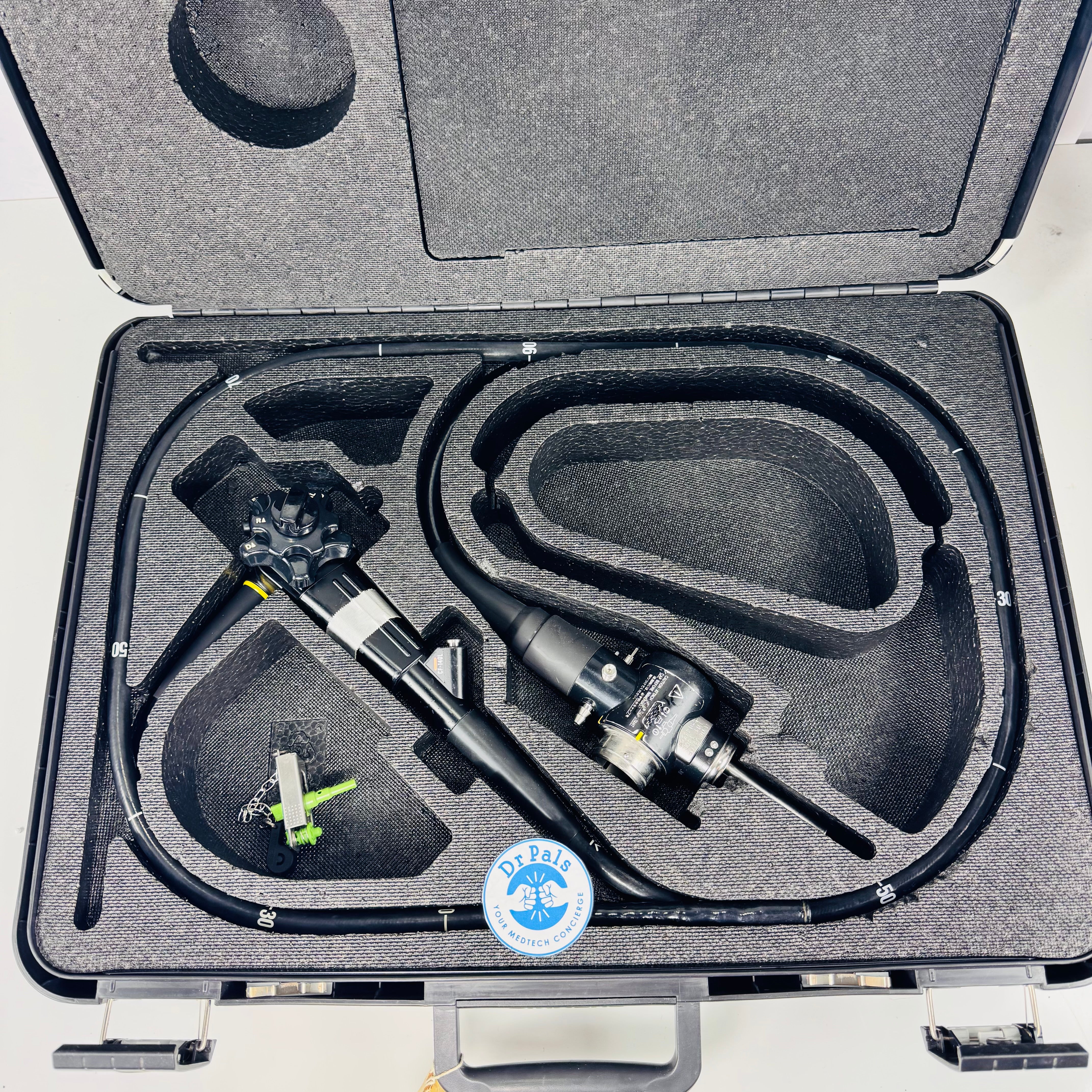 Olympus CF-140L | 12.9mm 168cm Adult Video Colonoscope