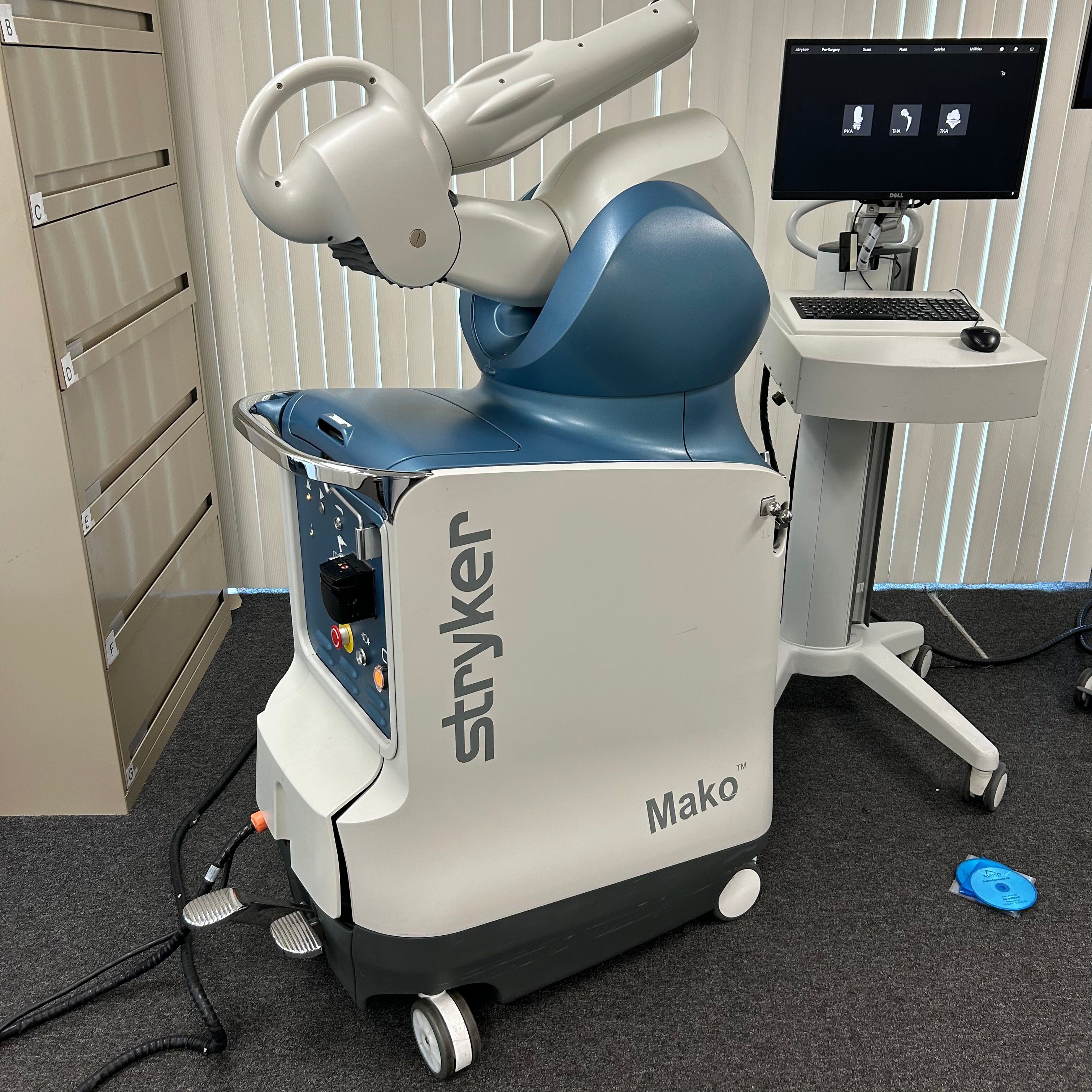 Stryker Mako 209999 | Orthopedic Robotic Arm System - Robot Only
