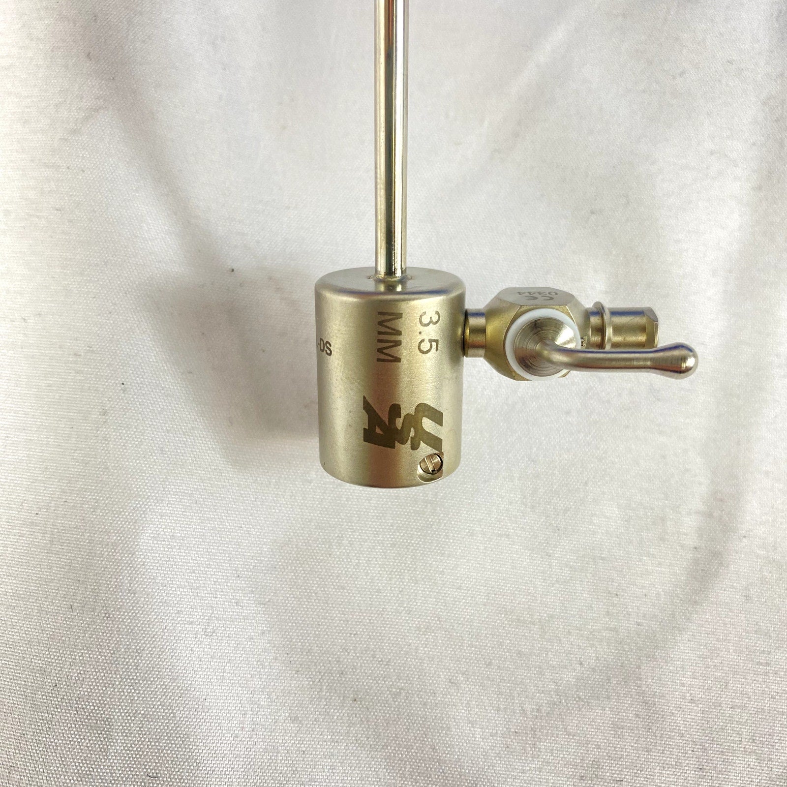 Gyrus ACMI Slimline Hysteroscopy Set - 12°/30° 3mm and 30° 4mm Scopes