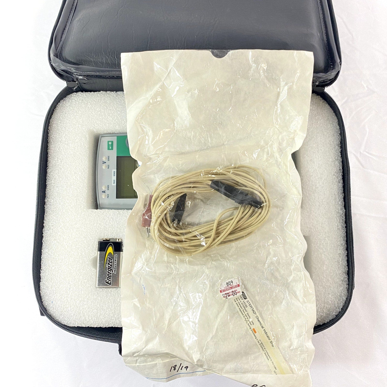Used Medtronic 5388 Dual Chamber External Pacemaker Temporary - Battery Powered